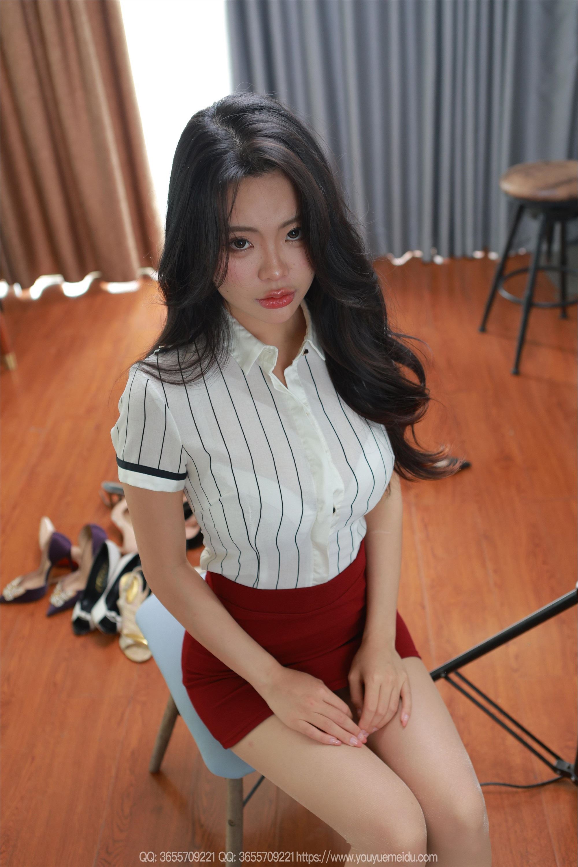 IESS异思趣向  2025.06.03 丝享家 2070 兔兔《红裙尤物》